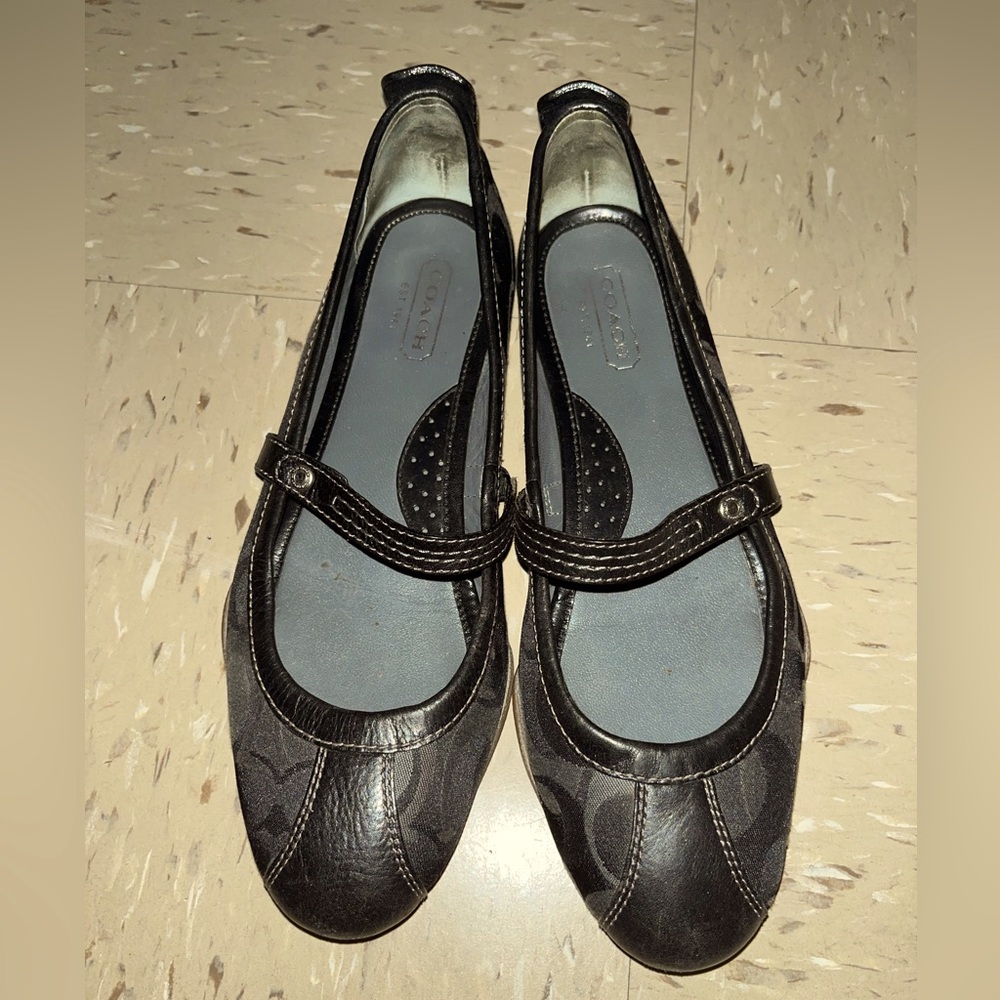 Coach Mary Jane Flats. Women’s size 9M